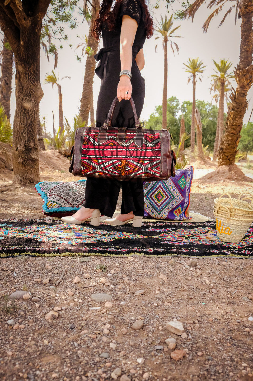 The Ultimate Guide to Choosing the Perfect Kilim Travel Bag: A Gifts From Morocco