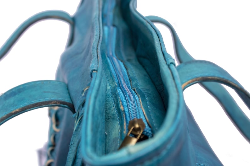 Bleu fringe leather bag