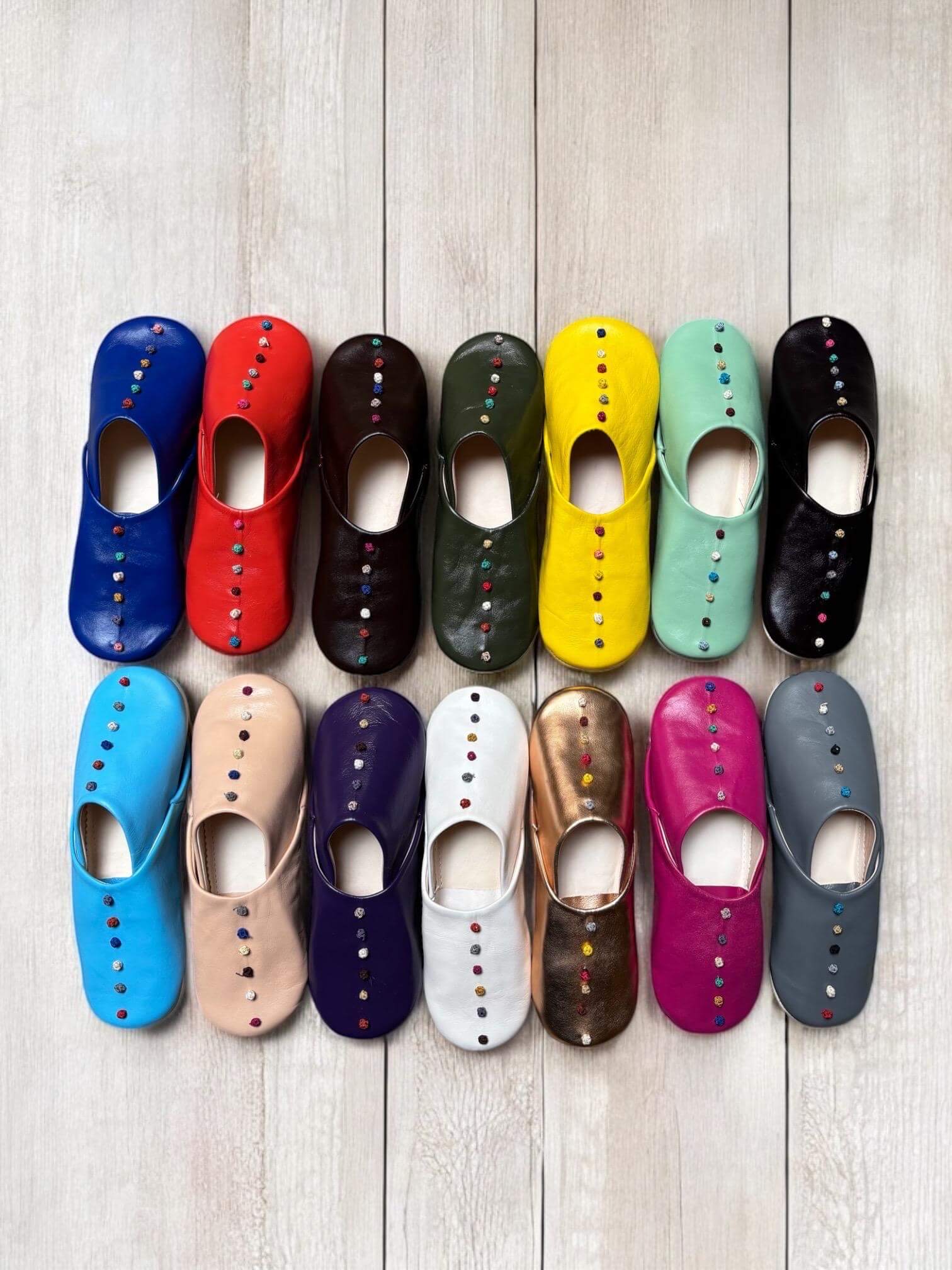 Handmade Moroccan Leather Slippers for Women with Pompon – All Sizes & Colors | Ideal Gift