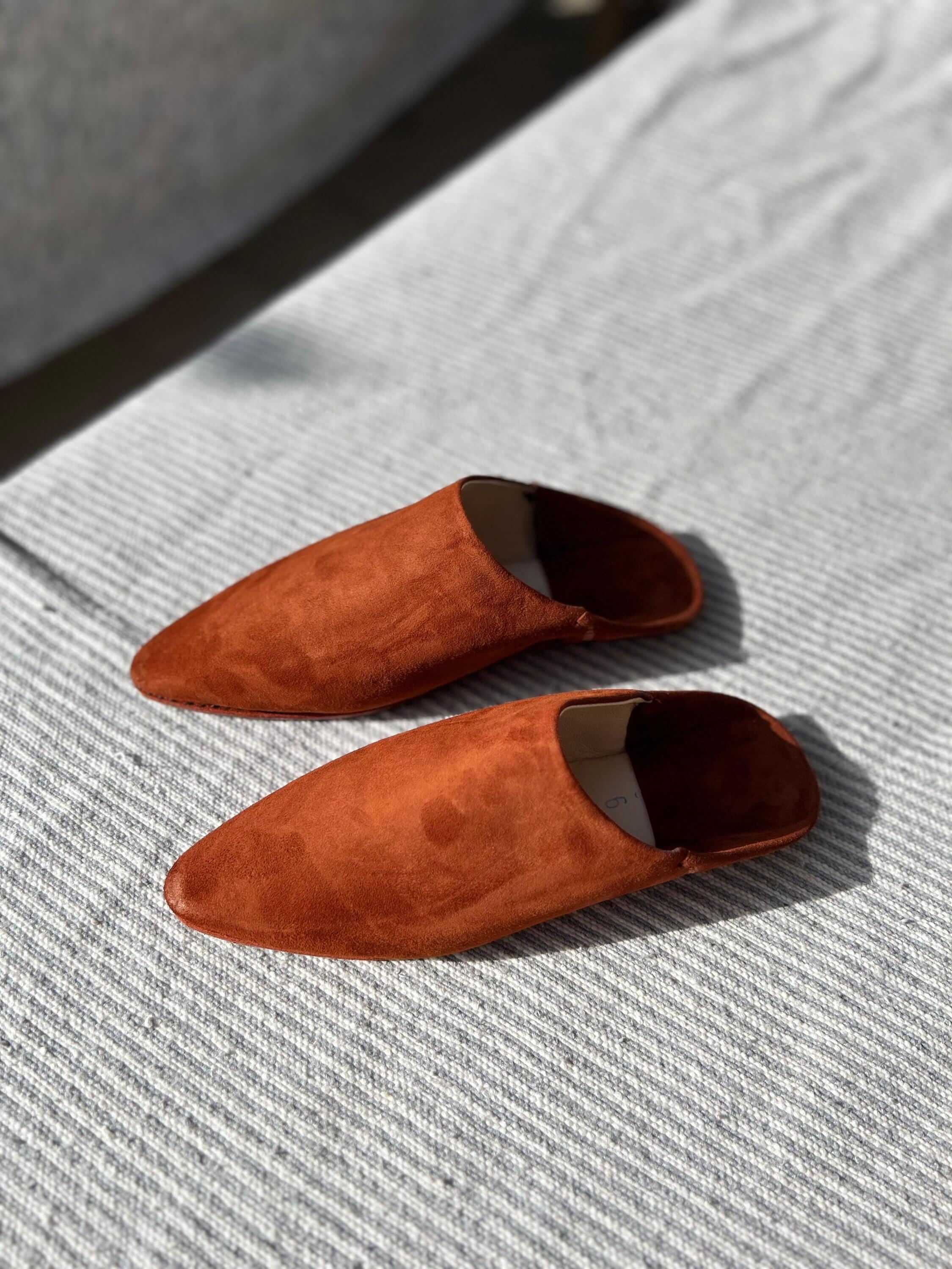 Moroccan Pointed-Toe Suede Babouches – Handmade Indoor & Outdoor Slippers – All Colors Available