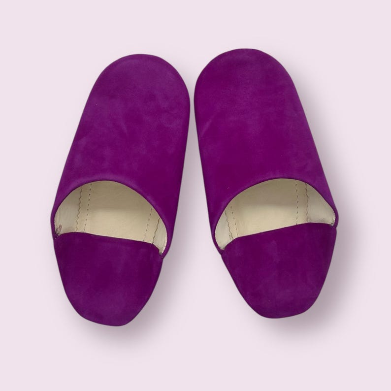Women’s Leather Mules in All Colors – Cozy Indoor Gift Idea