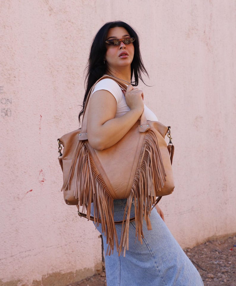 Festival Fringe Leather bag, Coachella western fringe bag, Boho cowgirl bag, Fringe tote bag, Fringe western bag, fringe boho crossbody bag