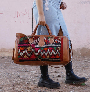 Kilim Weekender Bag, Kilim duffle travel bag, kilim Duffle Bag, Moroccan Leather duffle bag, Unisex Kilim Weekender Bag, hipster travel bag