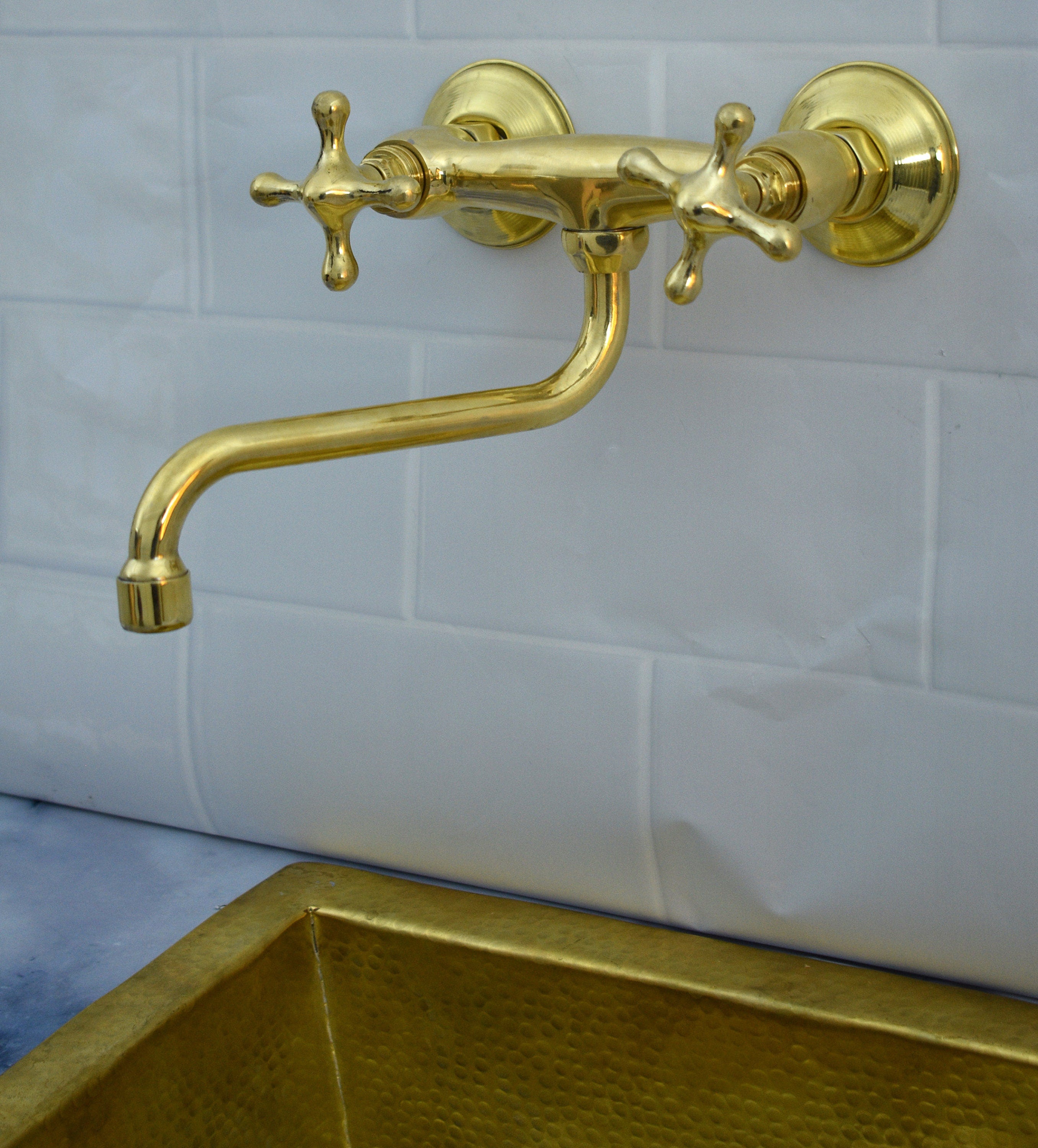 Kitchen Faucet with Double Cross Handles & 8-Inch Swivel Spout – Handmade Vintage Hot & Cold Mixer