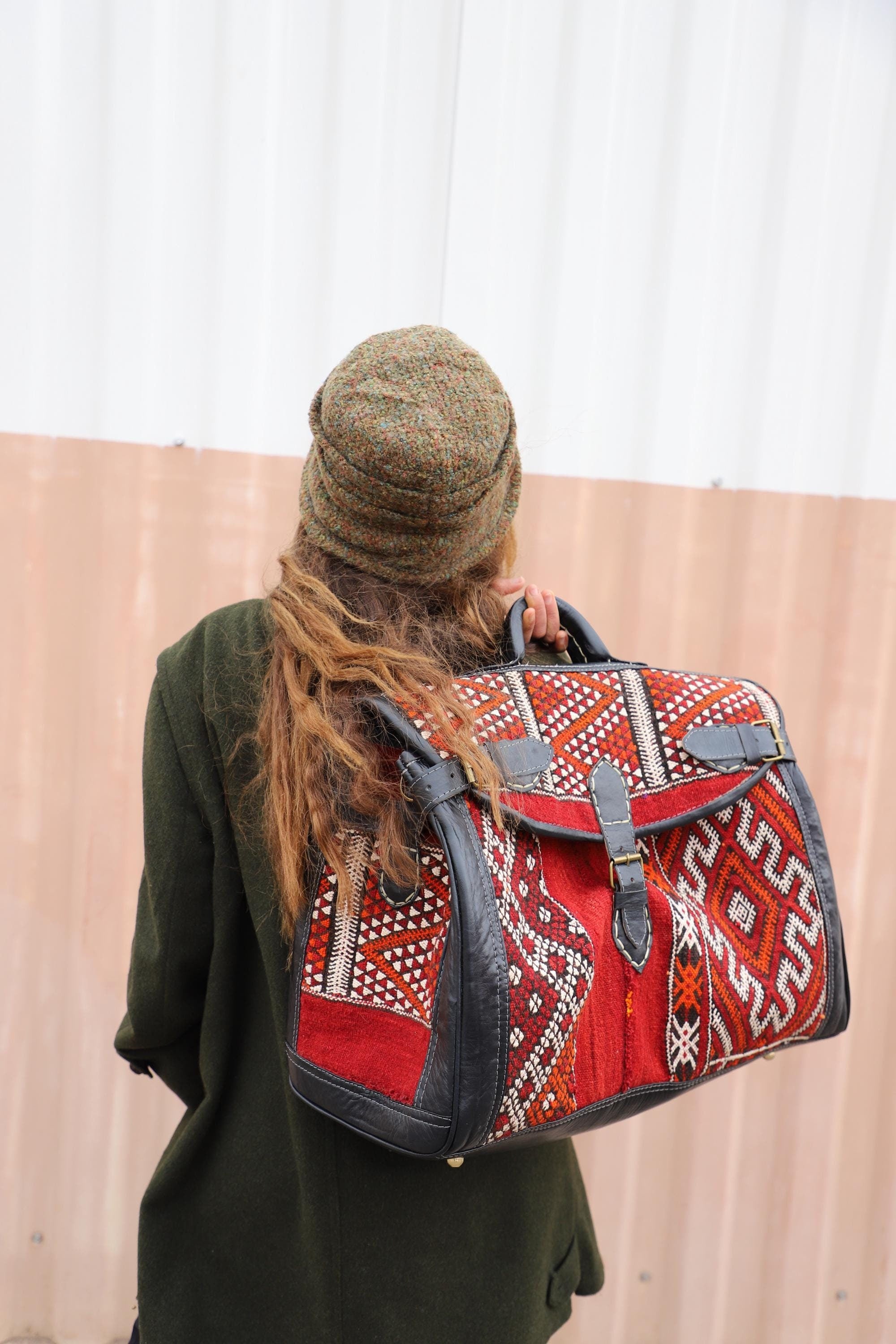 Moroccan Kilim Weekender Bag, Handwoven Leather Duffle, Unisex Boho Travel Bag, Vintage Carpet Overnight Tote, Handmade Kilim Duffle Bag uni