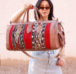 Kilim Weekender Bag, Kilim duffle travel bag, kilim Duffle Bag, Moroccan Leather duffle bag, Unisex Kilim Weekender Bag, hipster travel bag