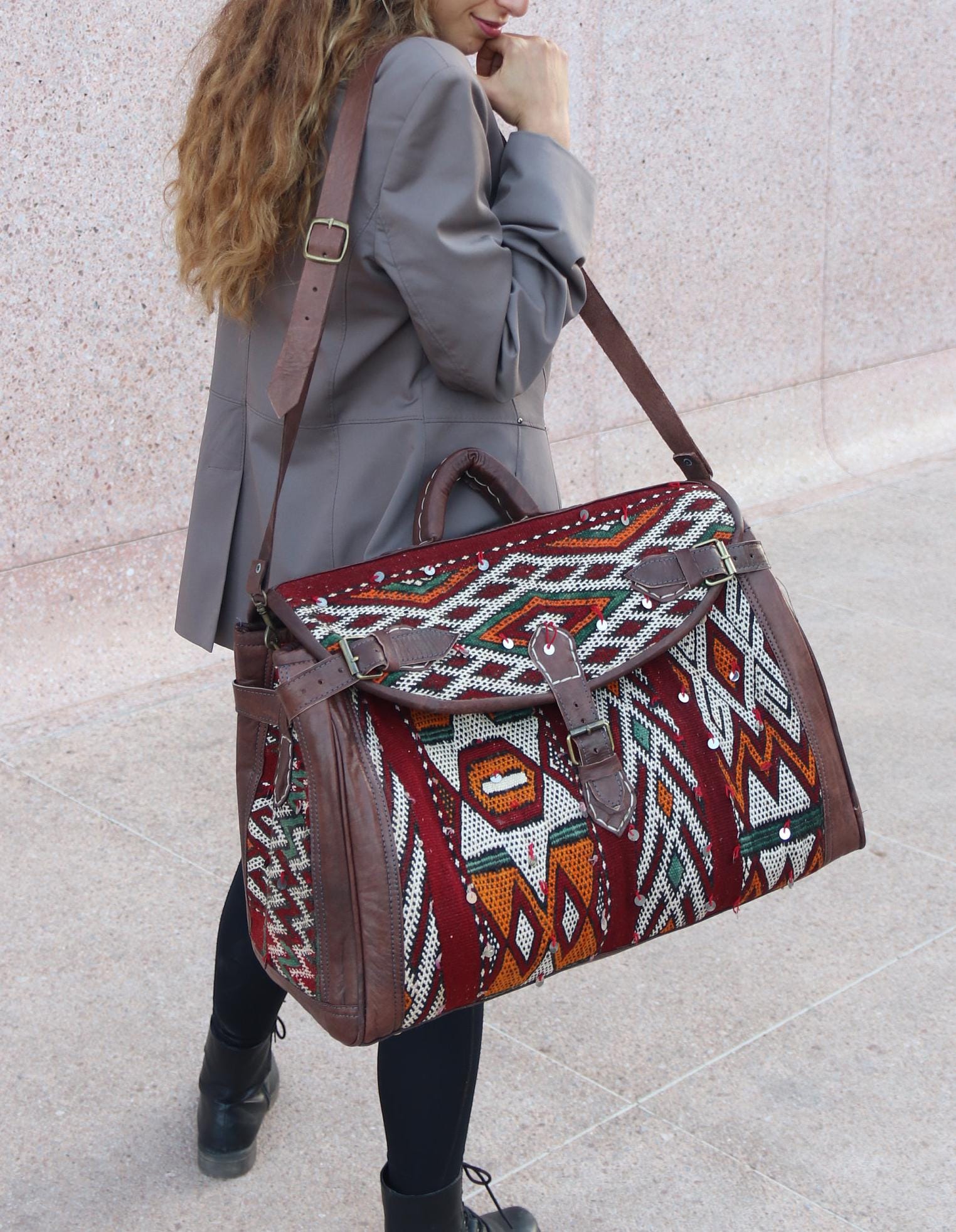 Kilim Duffle bag, leather duffle bag, duffle weekender bag, kilim bag clearance, handmade rug bag, duffle boho chic bag, weekender bag kilim