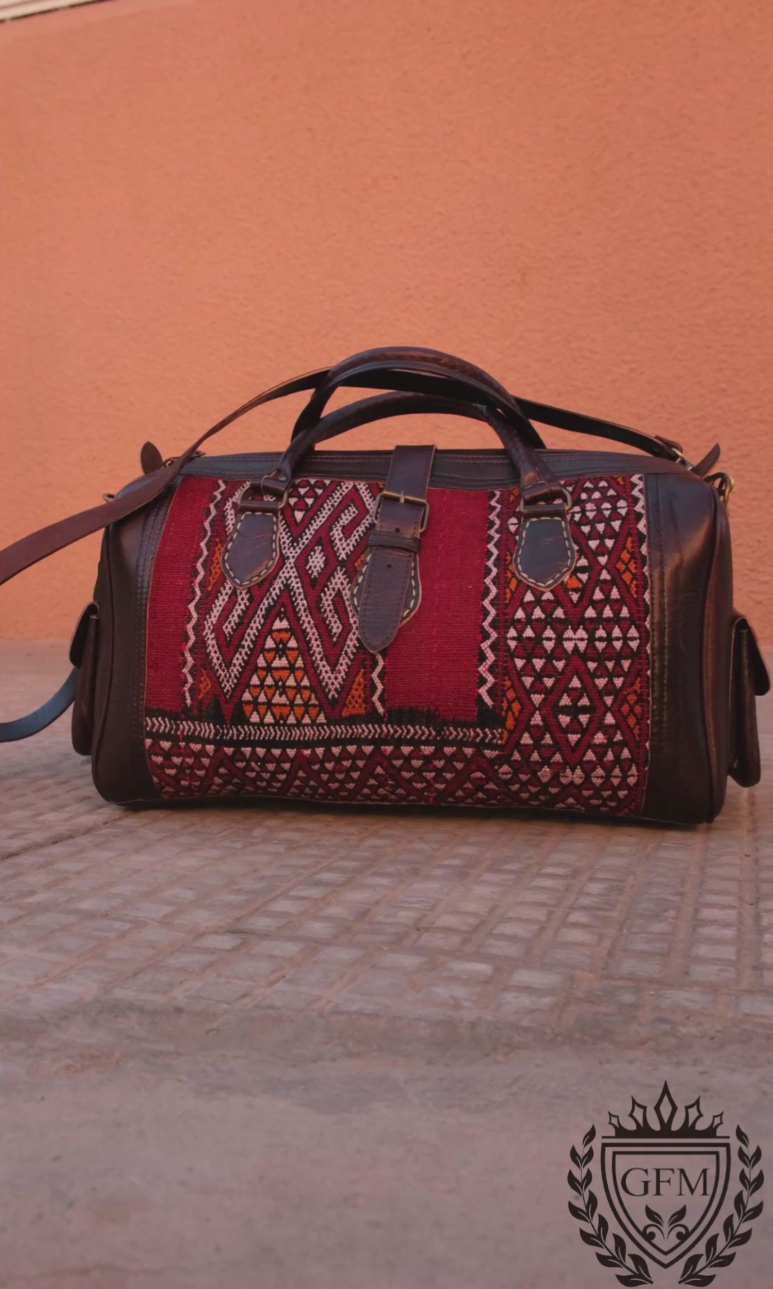 Vintage Large Carpet Bag - Unique Handmade Antique Luggage for Fashionable Travelers