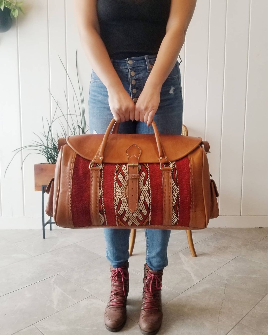 Premium Duffel Leather Kilim bag