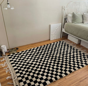 Black and white checkered rug! wool checkerboard rugs.
