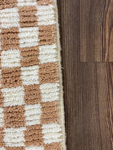 Cream and White Checkered Design - Soft Moroccan Berber Wool Shag Rug
