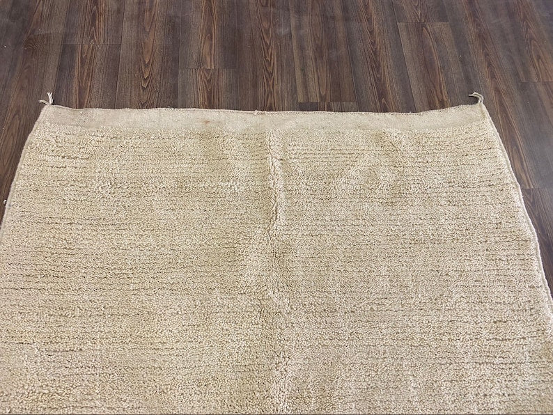 Moroccan rug Off-white, Solid rug, Plain rug, Solid Moroccan plain rug