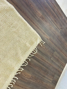Moroccan rug Off-white, Solid rug, Plain rug, Solid Moroccan plain rug