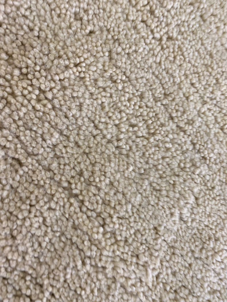 Moroccan rug Off-white, Solid rug, Plain rug, Solid Moroccan plain rug