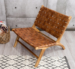 Solid Chair In walnut wood And Leather